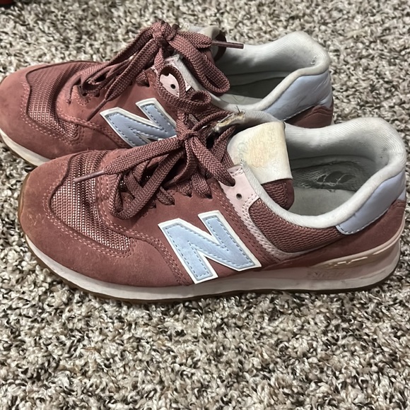 New Balance - Picture 4 of 6